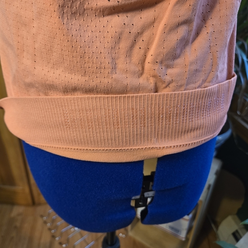 Athleta Womens Vibrant Orange Short Sleeve Tee - Picture 5 of 5
